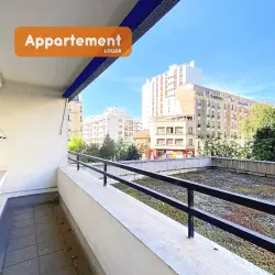 Appartement 2 pièces 47,64 m2 Paris 20 à louer